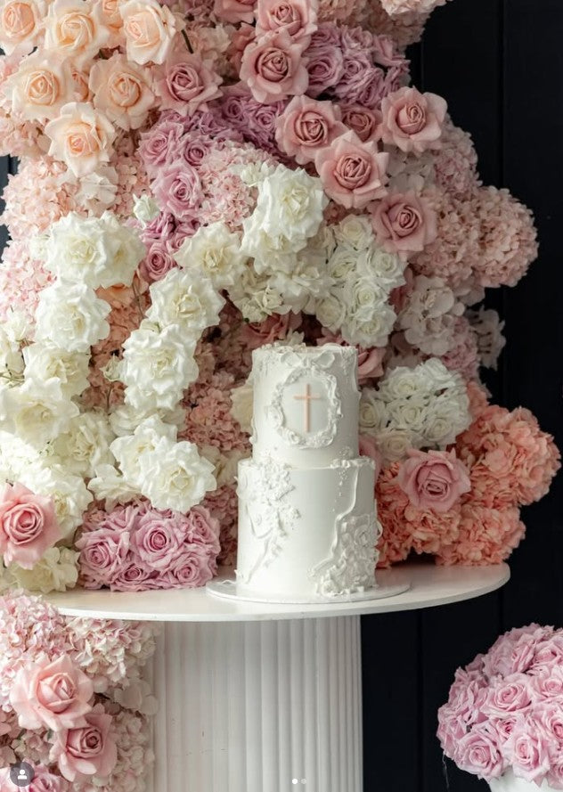 Plinth + Rose Vases Floral Set