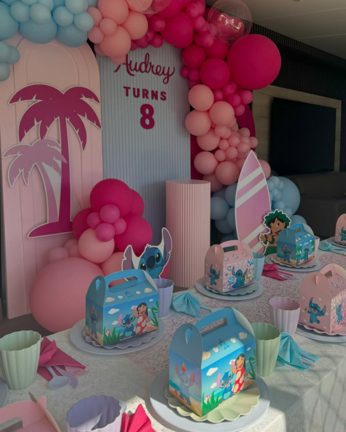 Balloon Set Up - Lilo & Stich Theme