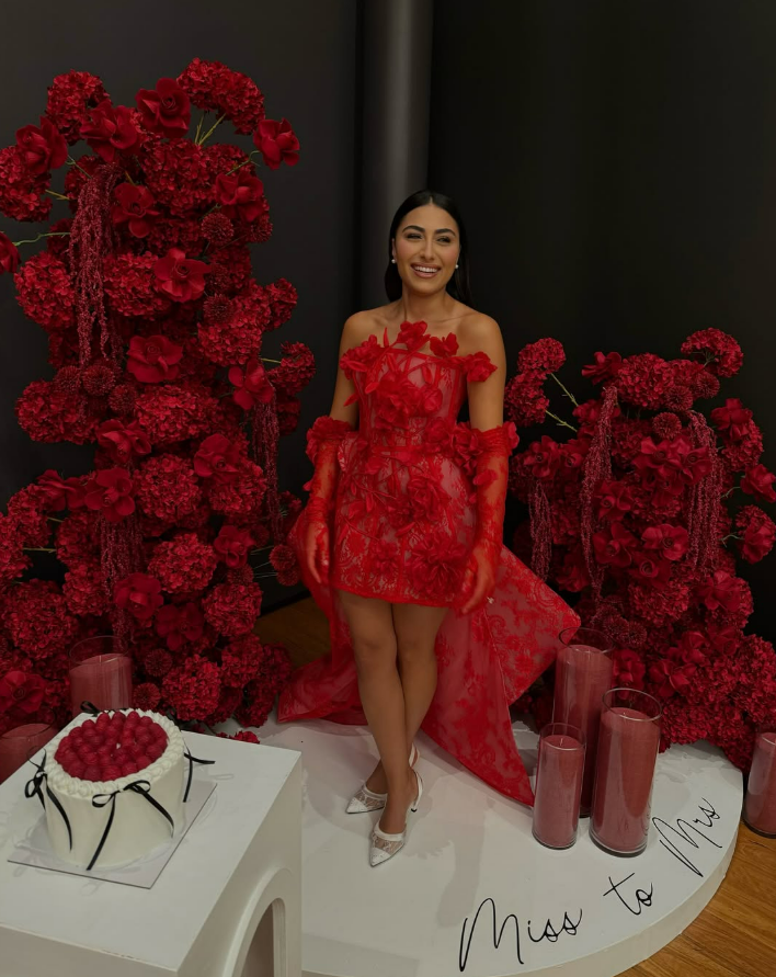 Platform Set up - Red florals